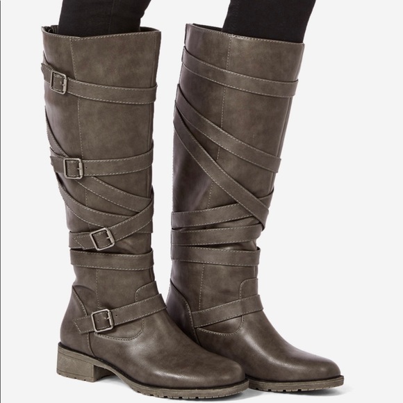 Size 6.5 woman’s boots - Picture 6 of 7